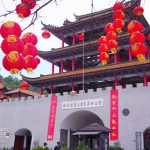 如果当地政府不打压迫害，广东观音山年营收入可望超10亿元，并可带动当地消费50亿元